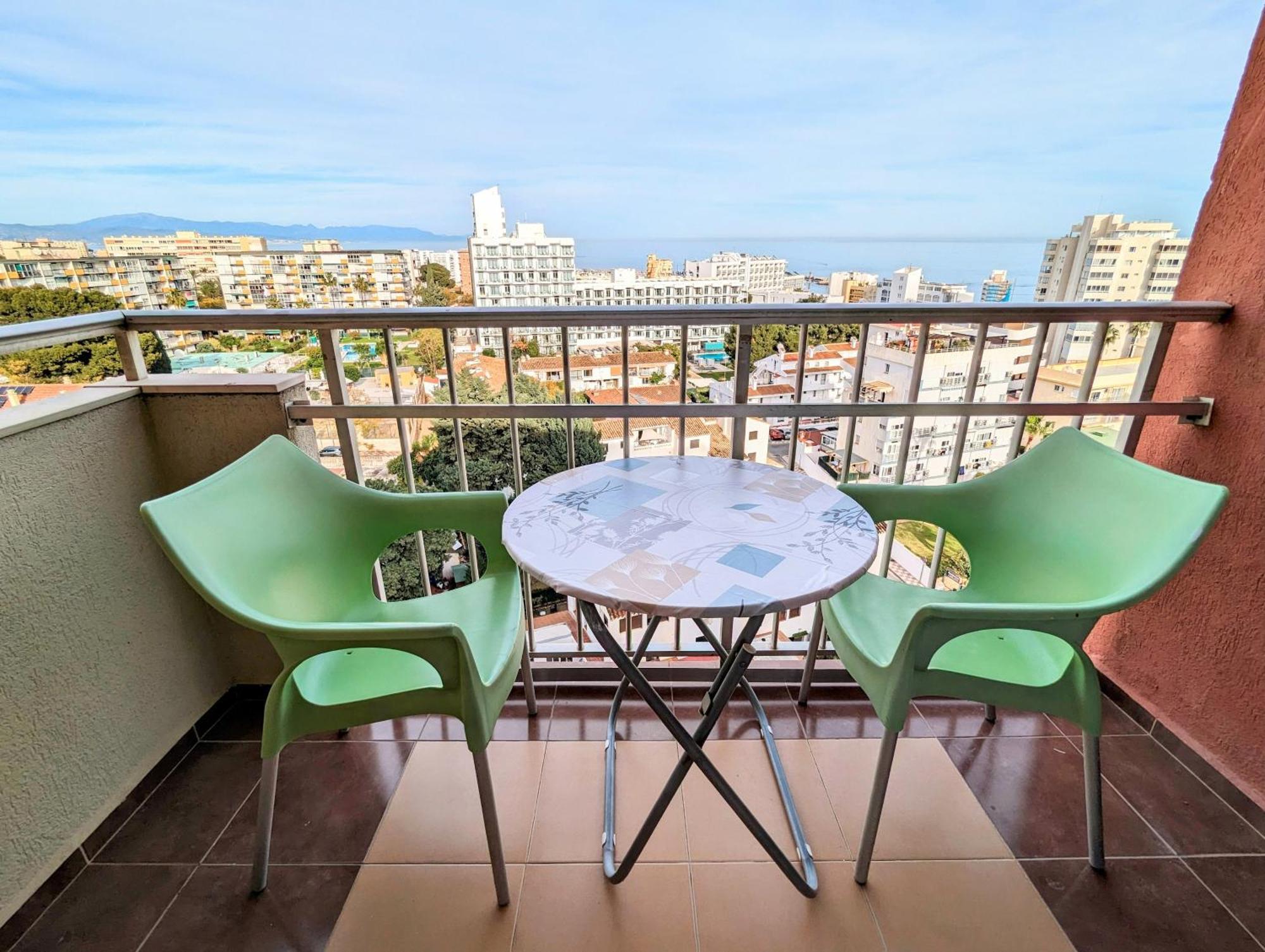 Estudio Jupiter Con Fantasticas Vistas ベナルマデナ エクステリア 写真